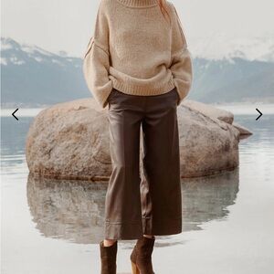 Brochu Walker The Odele Cropped Pant color Timber (Chocolate Brown)
